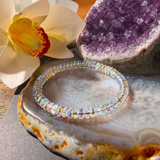 Pulsera de cuentas opalescentes