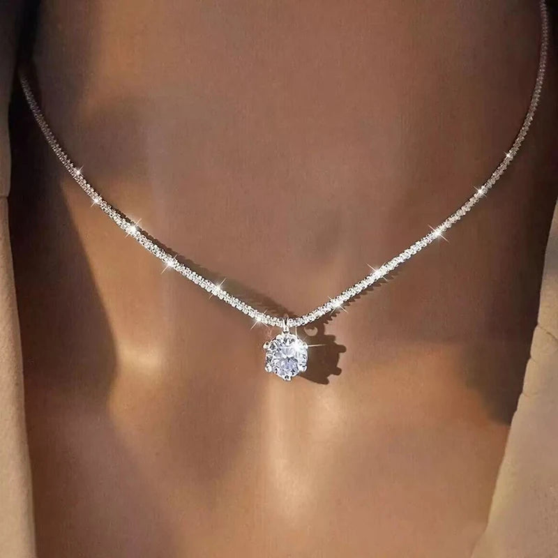 Collar de moissanita con seis garras